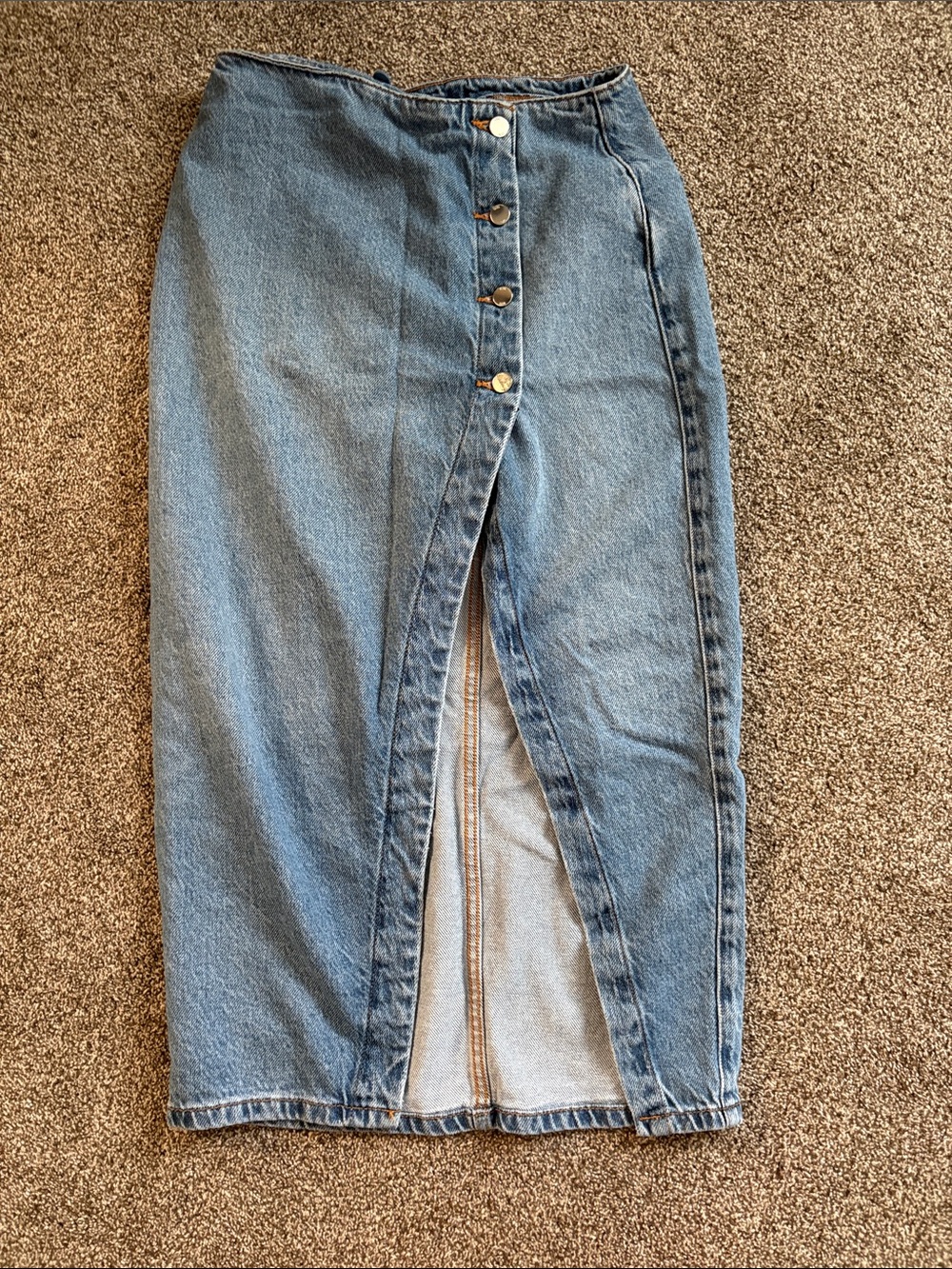 Women’s Zara Classic Side Button-Front Denim Midi Skirt size medium - Picture 5 of 6